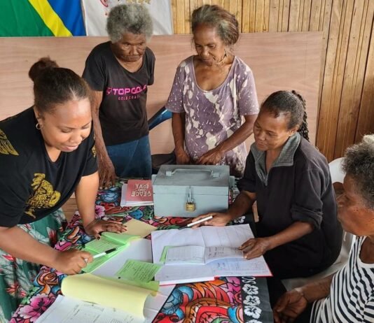 WOMEN LEAD THE WAY IN BUILDING RESILIENT COMMUNITIES THROUGH TRADITIONAL KNOWLEDGE