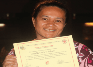 Female Dentist Receives Recognition for Gift of Life